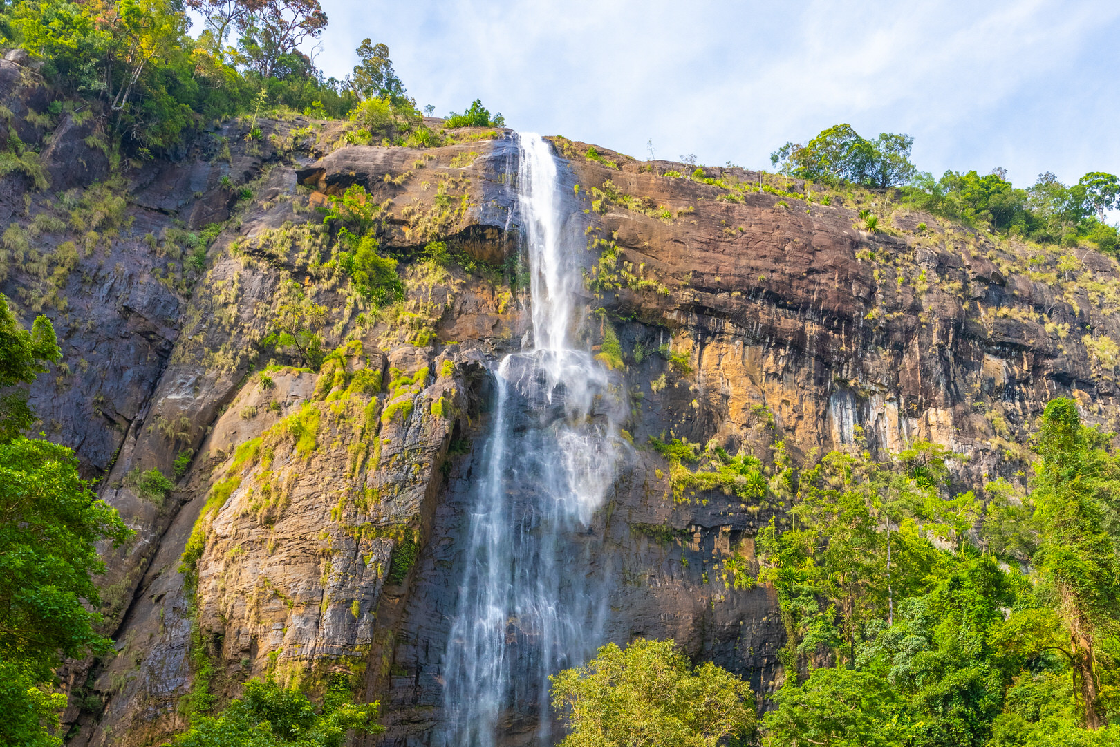 Diyaluma Falls Sri Lanka