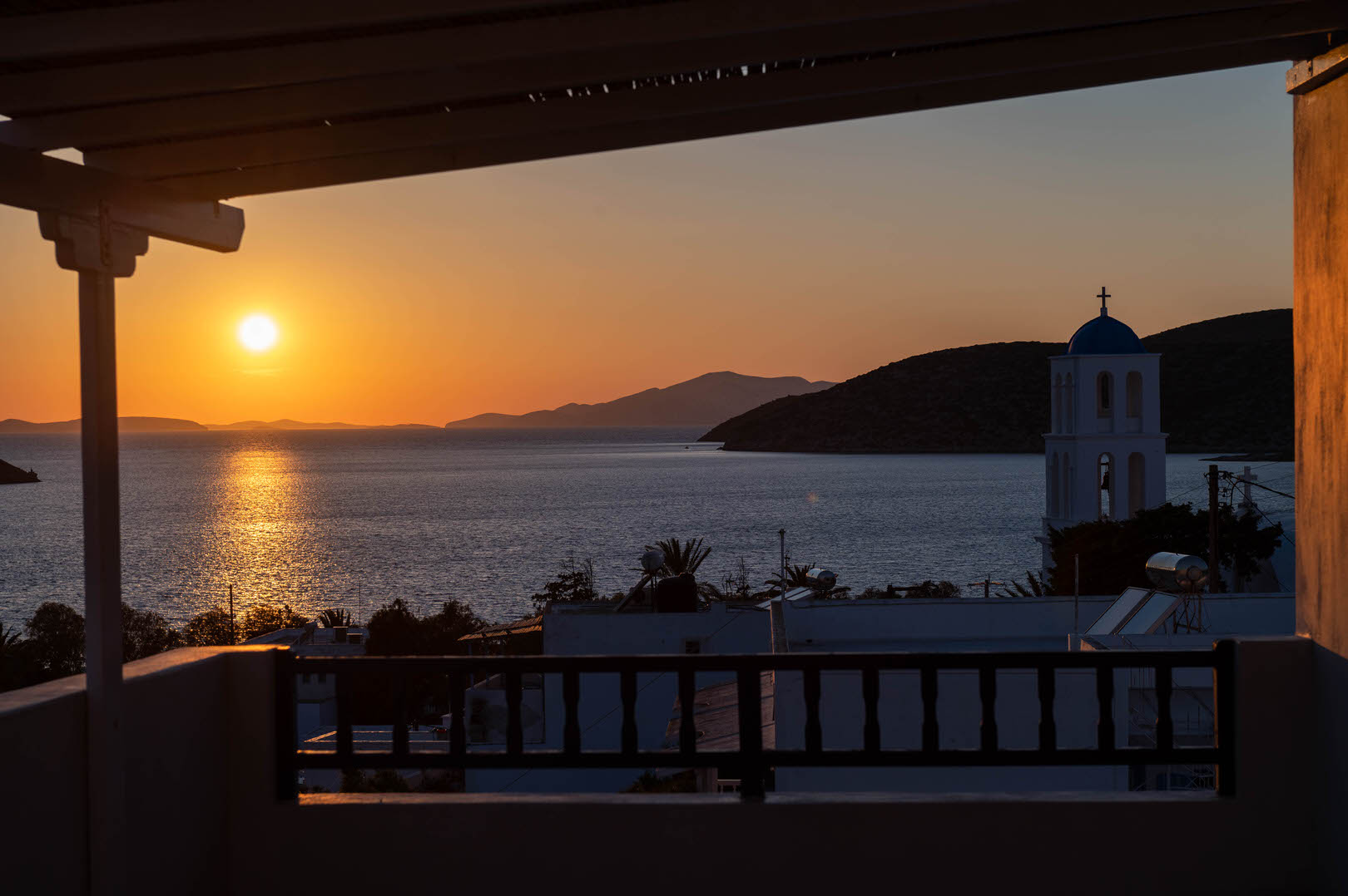 Schönes Hotel in Griechenland mit Meerblick